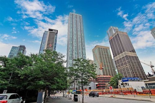 2411-1 Yorkville Ave, Toronto, ON, M4W0B1 | Card Image