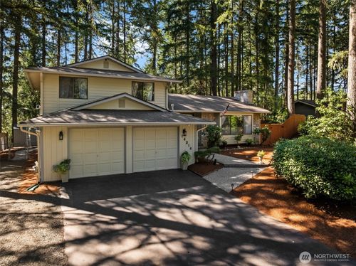 14214 56th Ave Nw, Gig Harbor, WA, 98332-9128 | Card Image