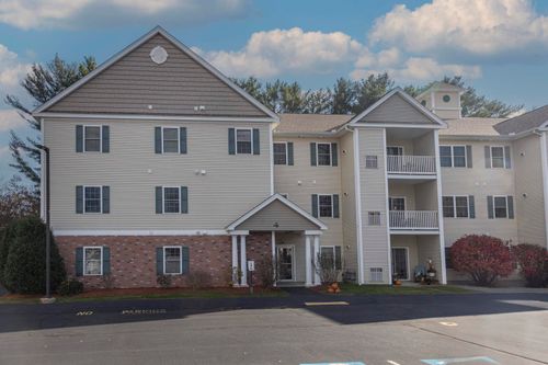 211-65 Fordway Ext, Derry, NH, 03038-7286 | Card Image
