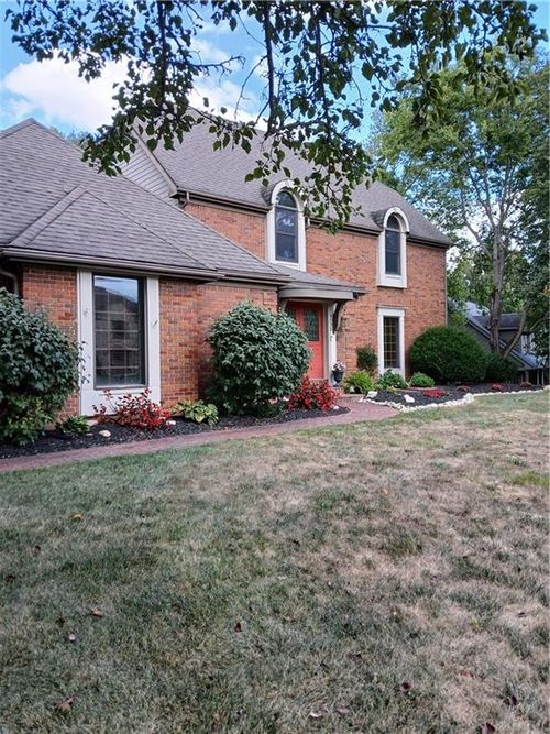 6552 Stillcrest Way, Dayton, OH, 45414-5908 | Card Image