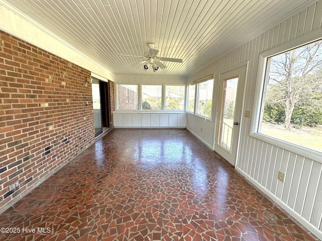 217 Summertree Ct, House other with 3 bedrooms, 3 bathrooms and 1 parking in Clinton NC | Image 11
