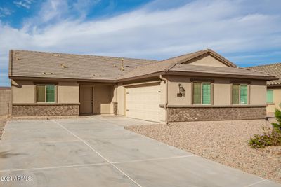 1540 E Demain Drive, House other with 3 bedrooms, 2 bathrooms and null parking in Casa Grande AZ | Image 3