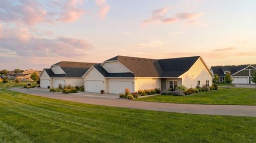 425 Ford St E, Northfield, MN, 55057-3277 | Card Image