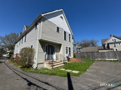 34-32-34 Yale St, Bridgeport, CT, 06605-1541 | Card Image