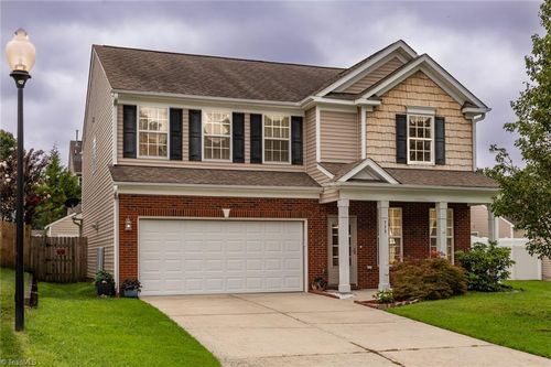 773 Spinning Wheel Pt, High Point, NC, 27265-3452 | Card Image