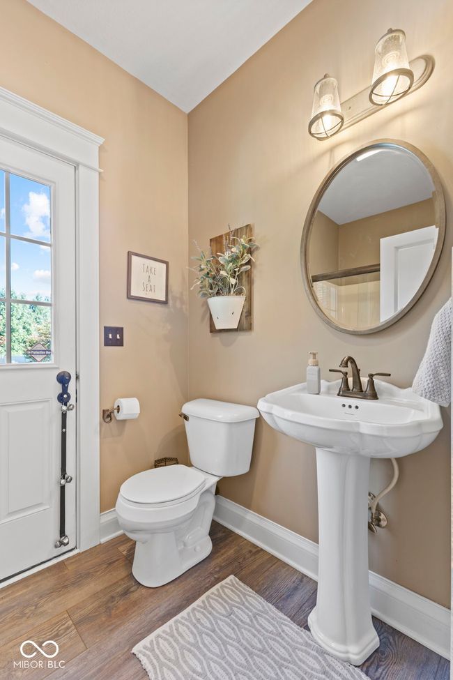 1675 Devonshire Dr, House other with 5 bedrooms, 5 bathrooms and null parking in Seymour IN | Image 54
