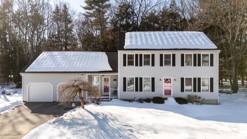 21 Peterson Circle, Concord, NH, 03301 | Card Image