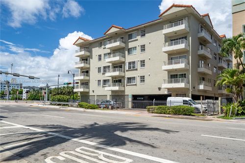 apt-308-2600 Collins Ave, Miami Beach, FL, 33140-4710 | Card Image