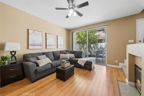 965 S Billings Way, Anaheim, CA, 92808-2380 | Card Image