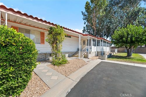 1735 Mango Way, Hemet, CA, 92545 | Card Image