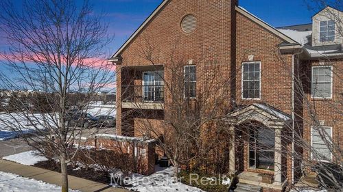 120 Village Way, Canton, MI, 48188 | Card Image