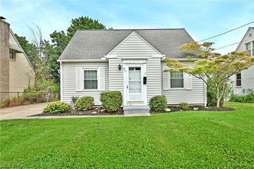 271 Parkgate Ave, Austintown, OH, 44515-3241 | Card Image
