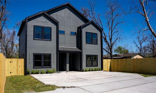 b-1010 Calvin Ave, Houston, TX, 77088-7804 | Card Image