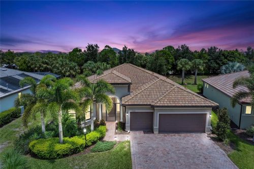 17226 Seaford Way, BRADENTON, FL, 34202-9207 | Card Image