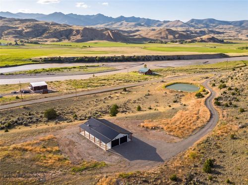 218 & 220 E River Road, Emigrant, MT, 59027 | Card Image