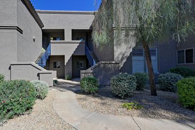 1007 - 11680 E Sahuaro Drive, Condo with 2 bedrooms, 2 bathrooms and null parking in Scottsdale AZ | Image 1