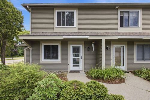 1 Overlook Dr, South Burlington, VT, 05403-7885 | Card Image