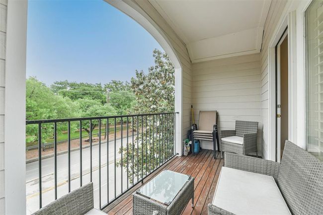 3rd Floor Balcony | Image 35