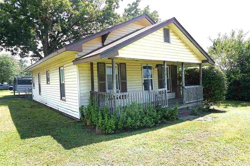 218 E Brookfield, Ponca City, OK, 74601 | Card Image