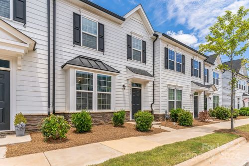5048 Patton Dr, Gastonia, NC, 28056-0046 | Card Image