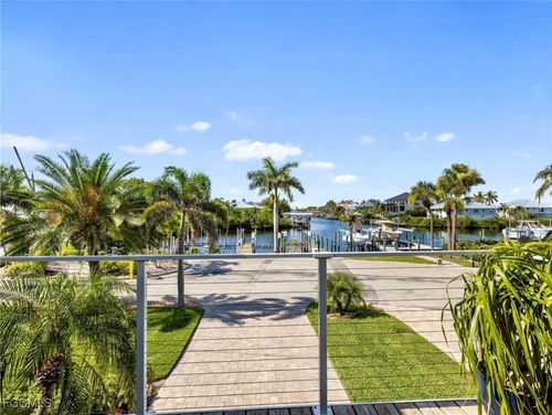 12176 Siesta Dr, FORT MYERS BEACH, FL, 33931-2341 | Card Image