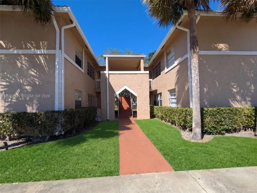 32g-807 Twin Lakes Dr, Coral Springs, FL, 33071-5304 | Card Image