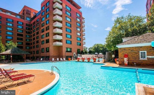 329-1111 Arlington Blvd, ARLINGTON, VA, 22209-3203 | Card Image