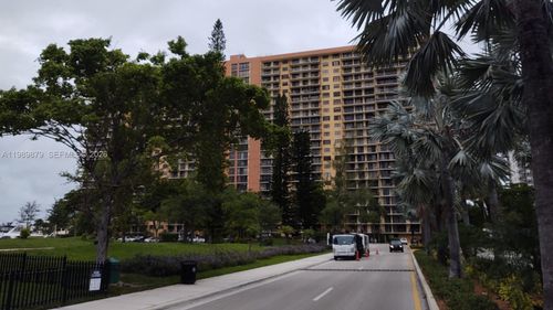 1507-290 174th St, Sunny Isles Beach, FL, 33160-3200 | Card Image