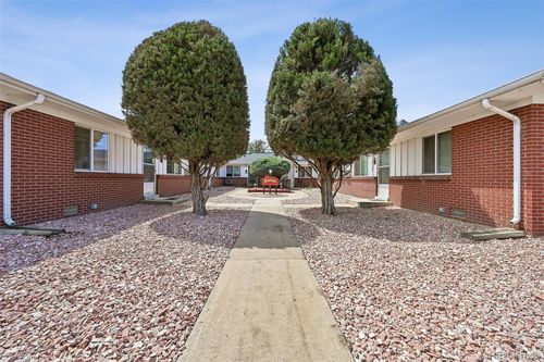 5250 E Warren Avenue, Denver, CO, 80222 | Card Image