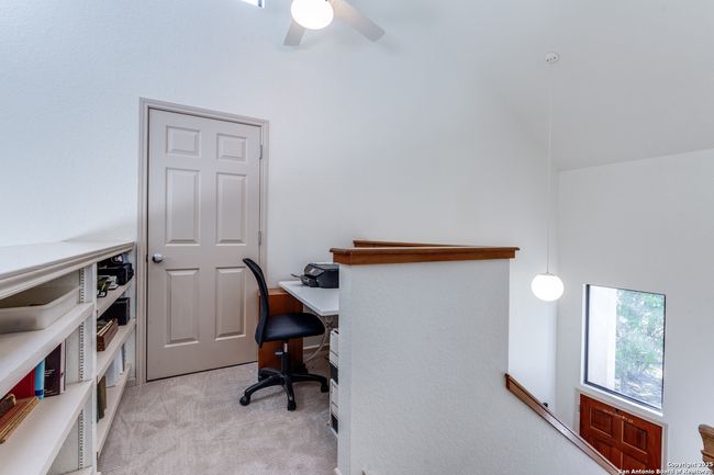 Desk and book shelfs | Image 19