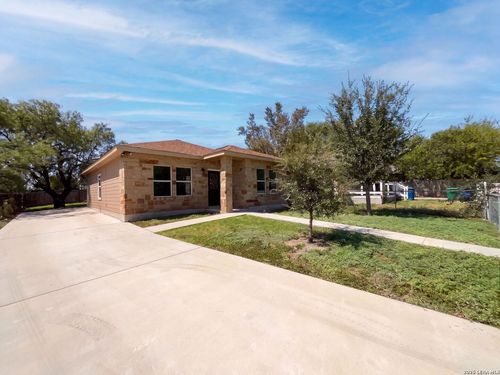 102 Bowdoin St, San Antonio, TX, 78237-1618 | Card Image