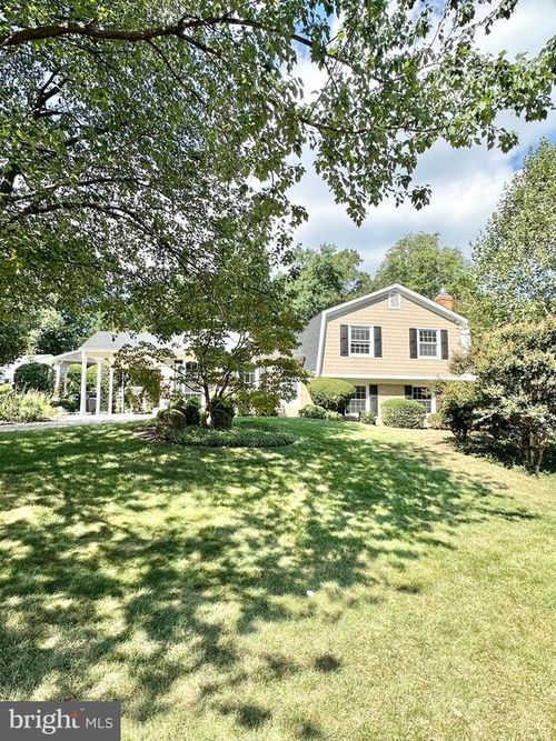 4410 Woodchuck Ct, ANNANDALE, VA, 22003-4650 | Card Image