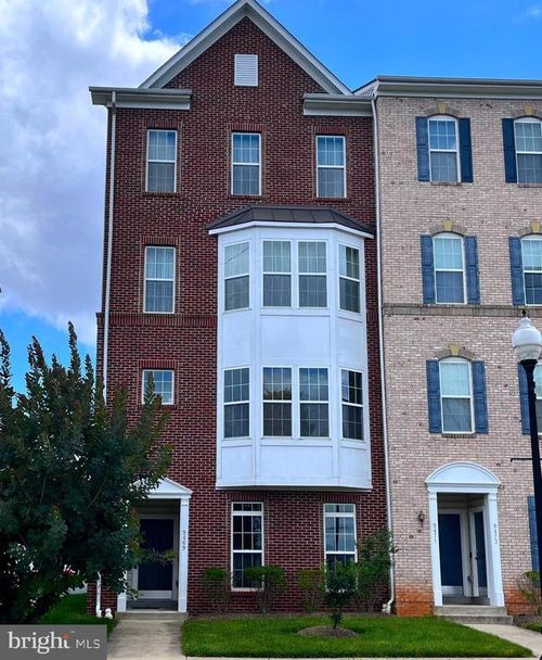 9469 Stonewall Rd, MANASSAS, VA, 20110-5540 | Card Image