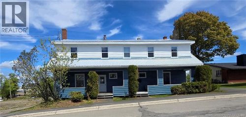 28 O'Leary St, Campbellton, NB, E3N2X4 | Card Image