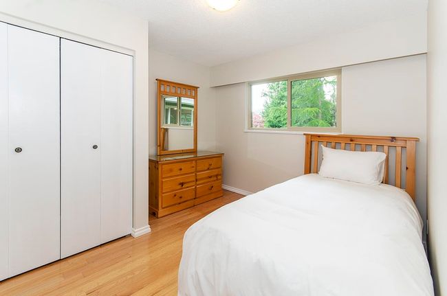 4325 Raeburn Street, House other with 4 bedrooms, 2 bathrooms and 4 parking in North Vancouver BC | Image 24