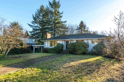 7046 Hillview St, Burnaby, BC, V5A1Y3 | Card Image