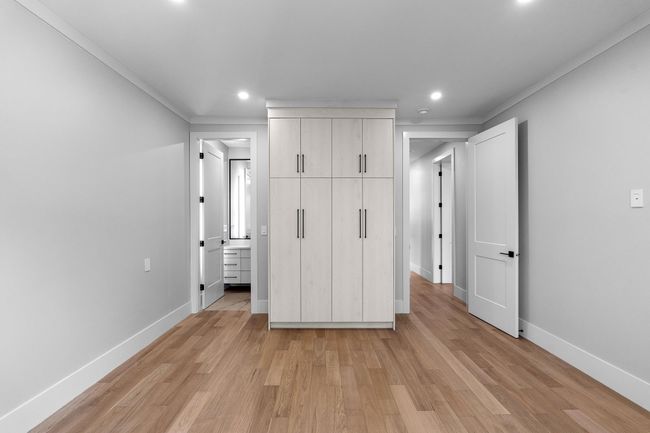 1415 Pipeline Pl, House other with 8 bedrooms, 9 bathrooms and 4 parking in Coquitlam BC | Image 27