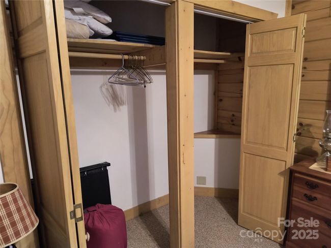 Laundry Room | Image 10