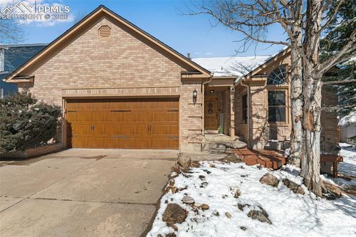 670 Fernglen Court, Colorado Springs, CO, 80906 | Card Image