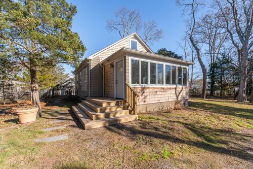 cottage-45 Washington Avenue, Riverhead, NY, 11970 | Card Image
