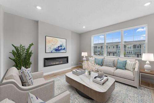 1523 Traverse Pt, Saint Paul, MN, 55122 | Card Image