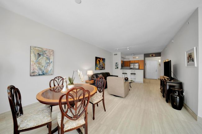 APT-204 - 802 W Windward Way, Condo with 1 bedrooms, 1 bathrooms and null parking in Lantana FL | Image 11
