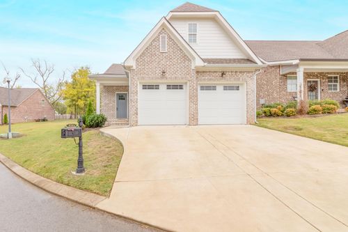 8141 Double Eagle Ct, Ooltewah, TN, 37363-7177 | Card Image