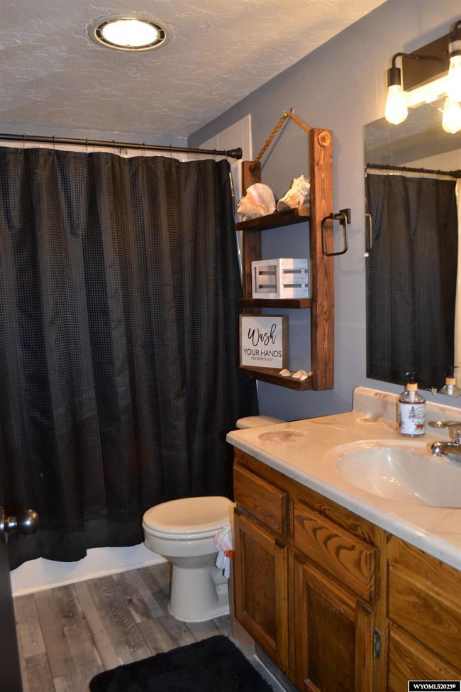 295 E Cottonwood Dr, House other with 4 bedrooms, 2 bathrooms and null parking in Mountain View WY | Image 6