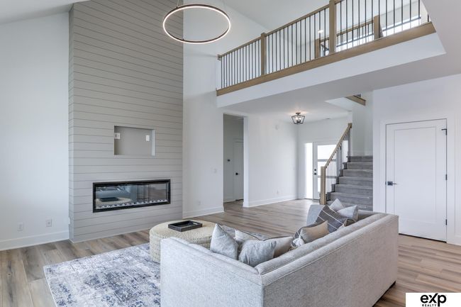 28574 Jessie Cir, House other with 3 bedrooms, 3 bathrooms and 3 parking in Valley NE | Image 6