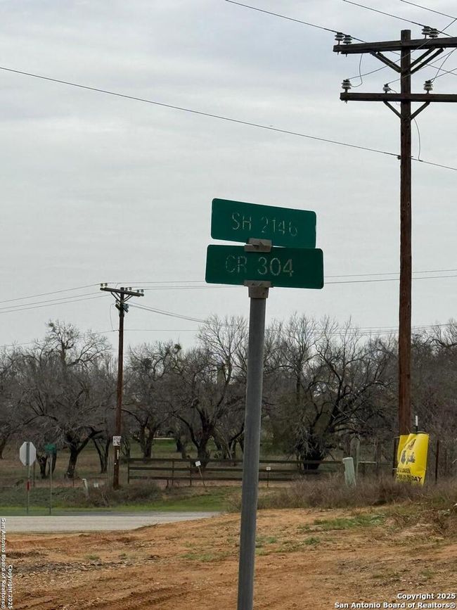 000 Fm 2146, Home with 0 bedrooms, 0 bathrooms and null parking in Poteet TX | Image 15
