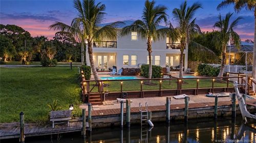 3999 Se Barcelona St, Stuart, FL, 34997-6801 | Card Image