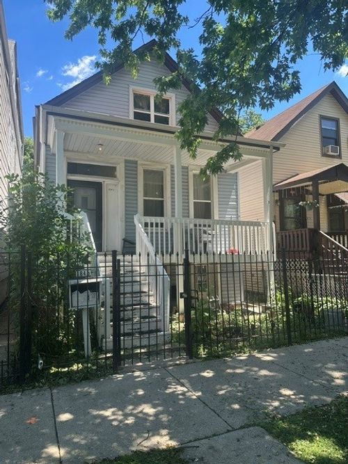 1845 N Sawyer Ave, Chicago, IL, 60647-4918 | Card Image