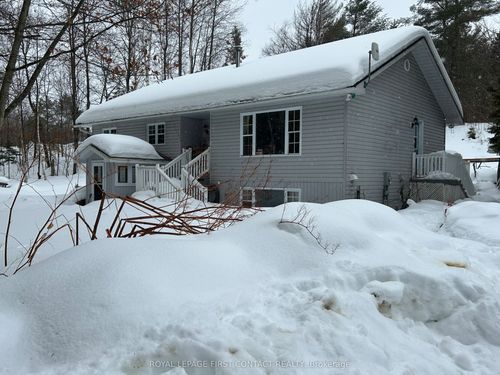 1041 Welch Rd, Minden, ON, K0M2K0 | Card Image