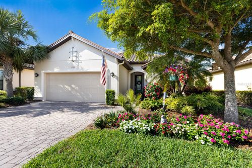 2397 Vaccaro Dr, SARASOTA, FL, 34231-6030 | Card Image